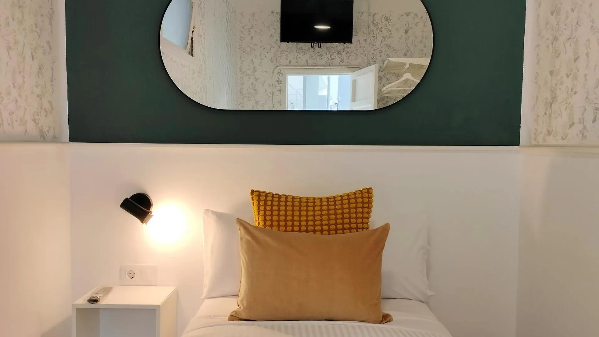 Couette-café Room27- City Center La Laguna